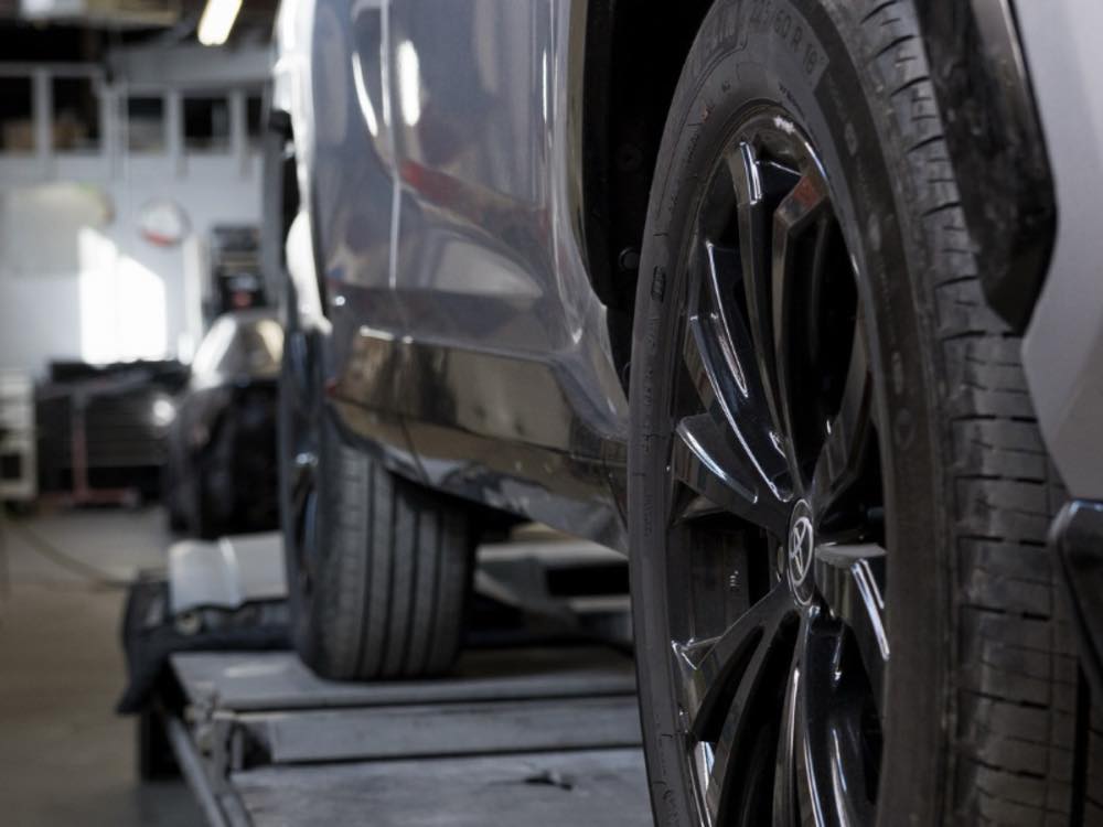 Work from the Jack's Auto Body shop floor, photo 15
